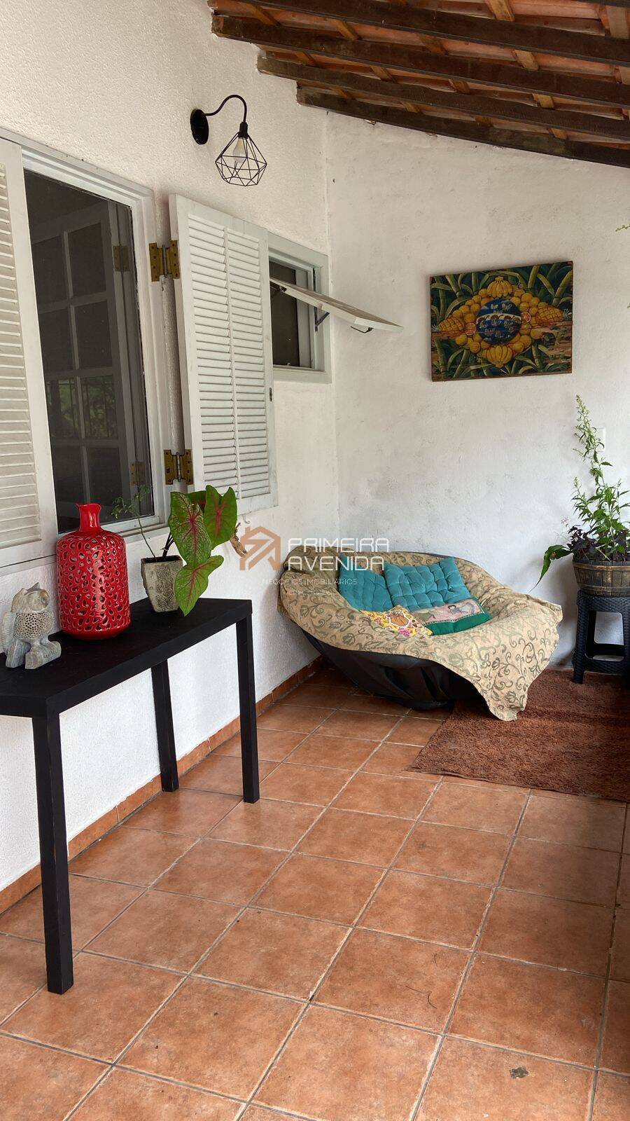 Casa à venda com 3 quartos, 100m² - Foto 4