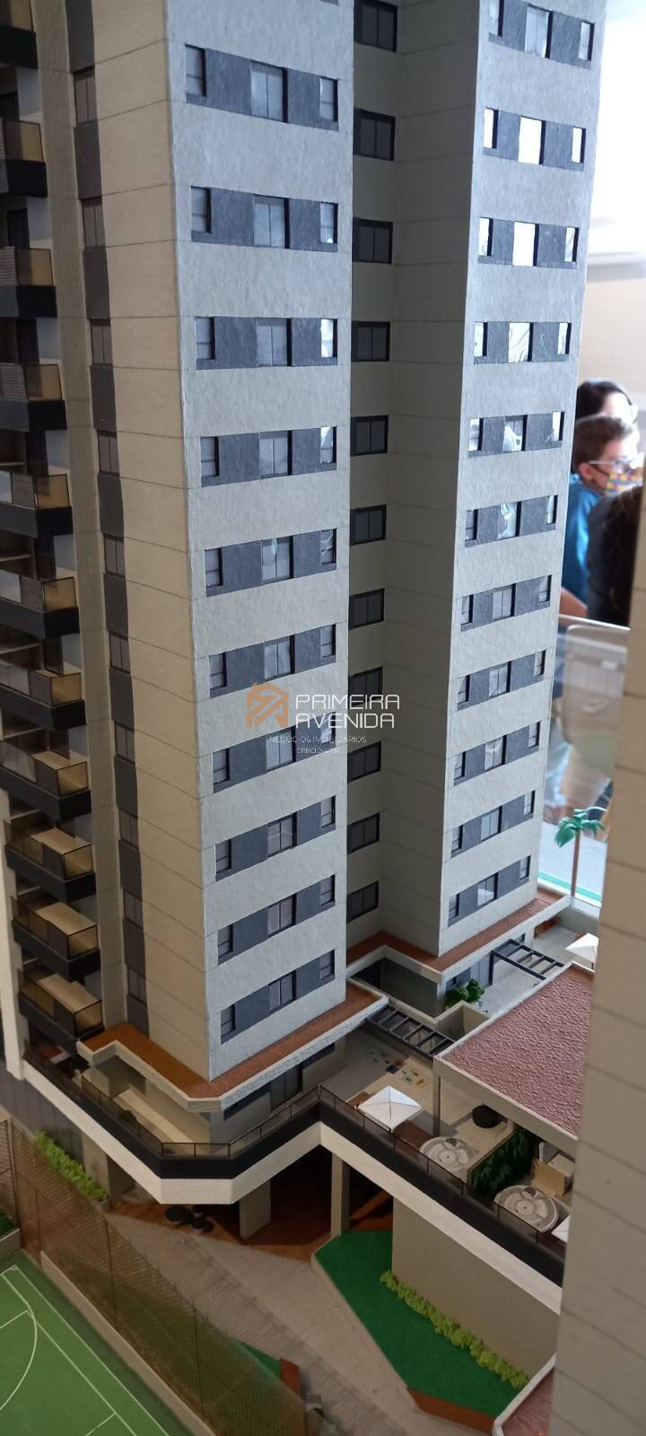 Apartamento à venda com 3 quartos, 143m² - Foto 11