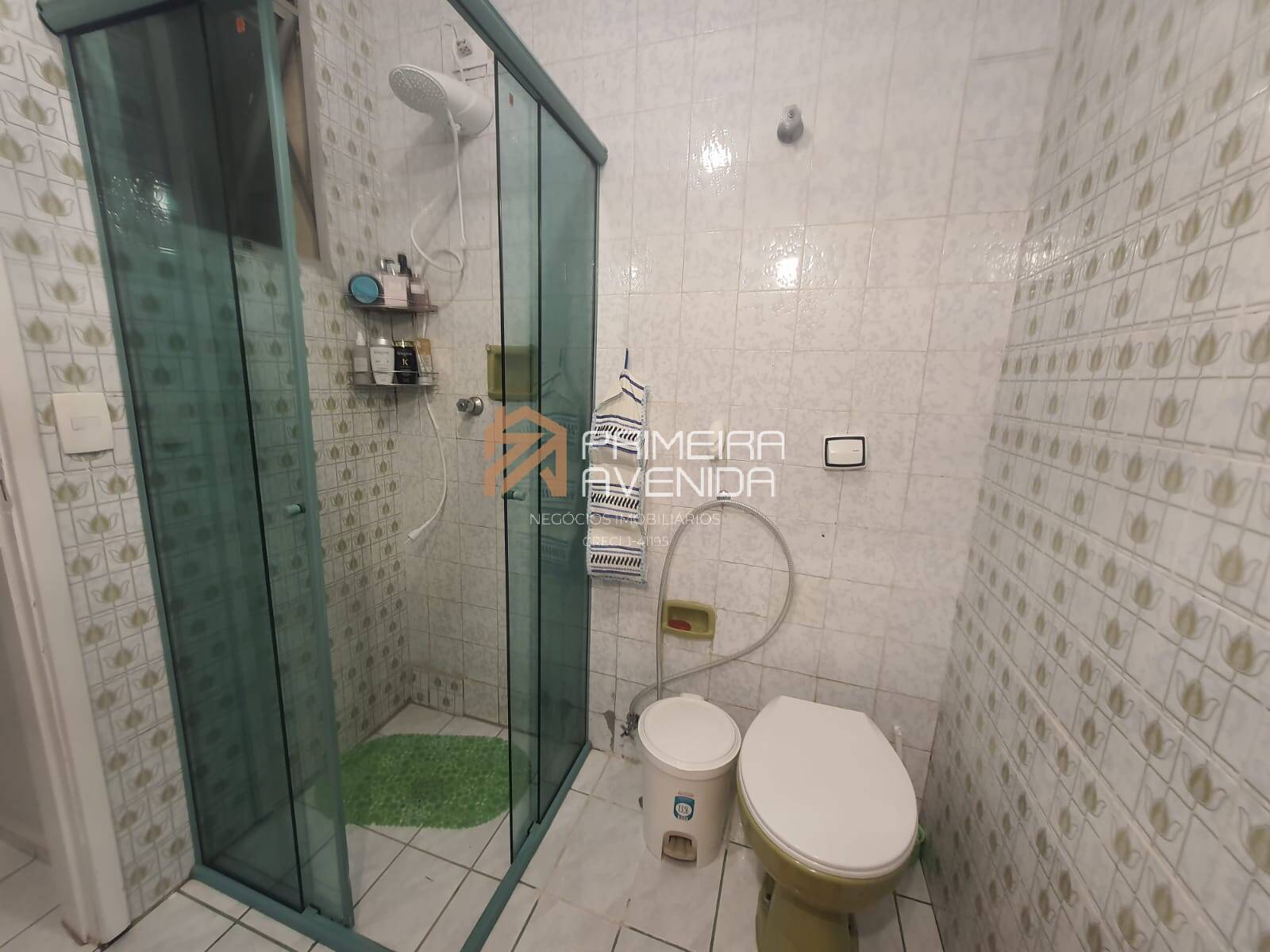 Apartamento à venda com 2 quartos, 64m² - Foto 12