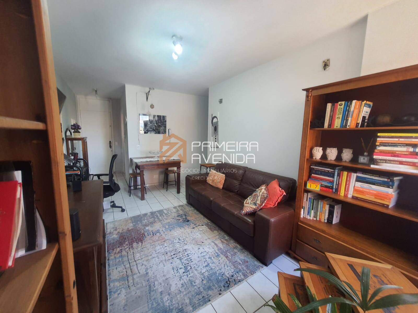 Apartamento à venda com 2 quartos, 64m² - Foto 8