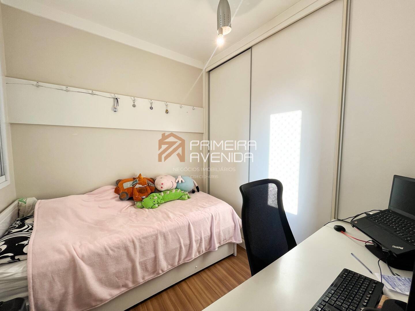 Apartamento à venda com 3 quartos, 90m² - Foto 11