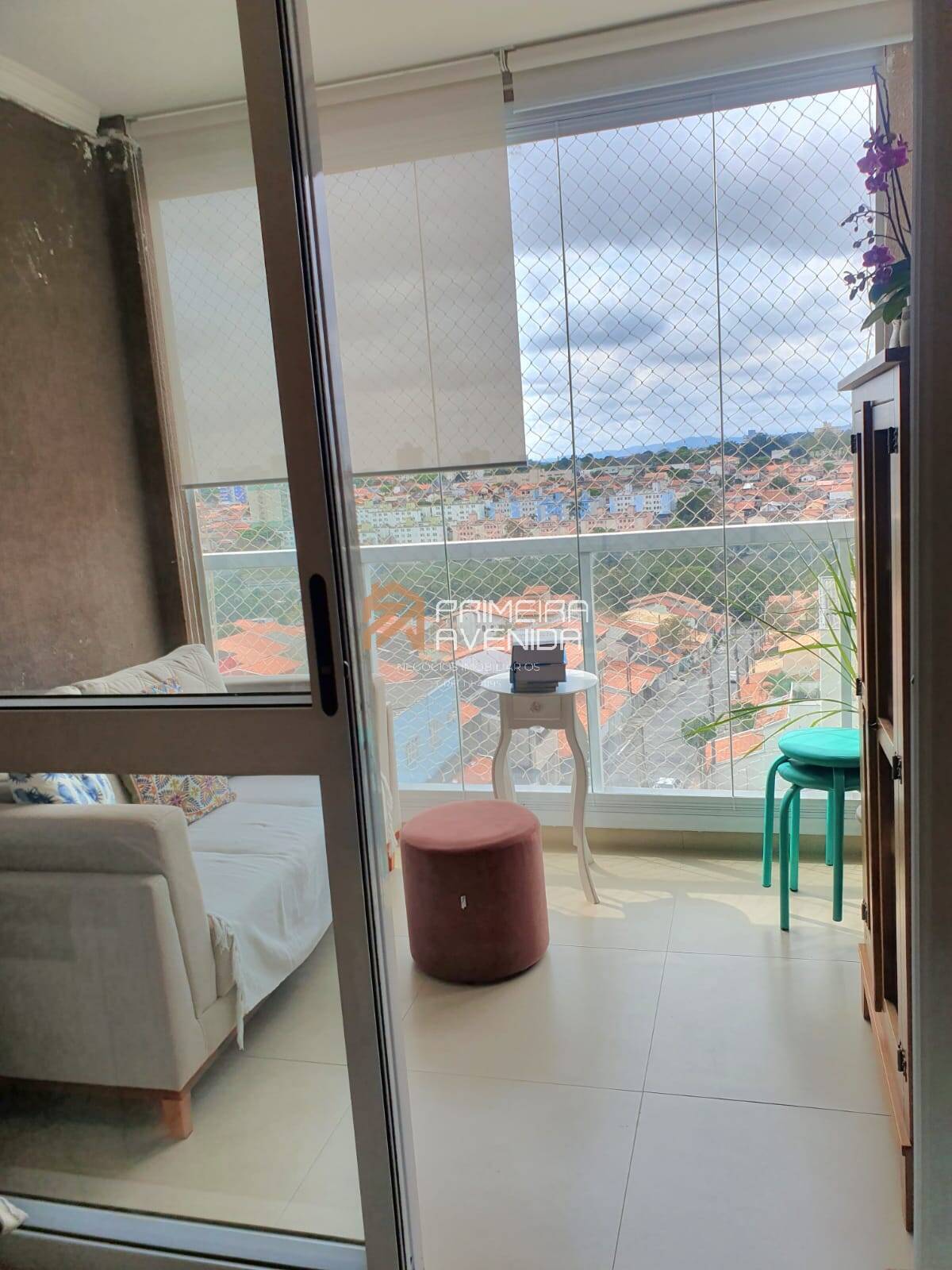 Apartamento à venda com 3 quartos, 90m² - Foto 4