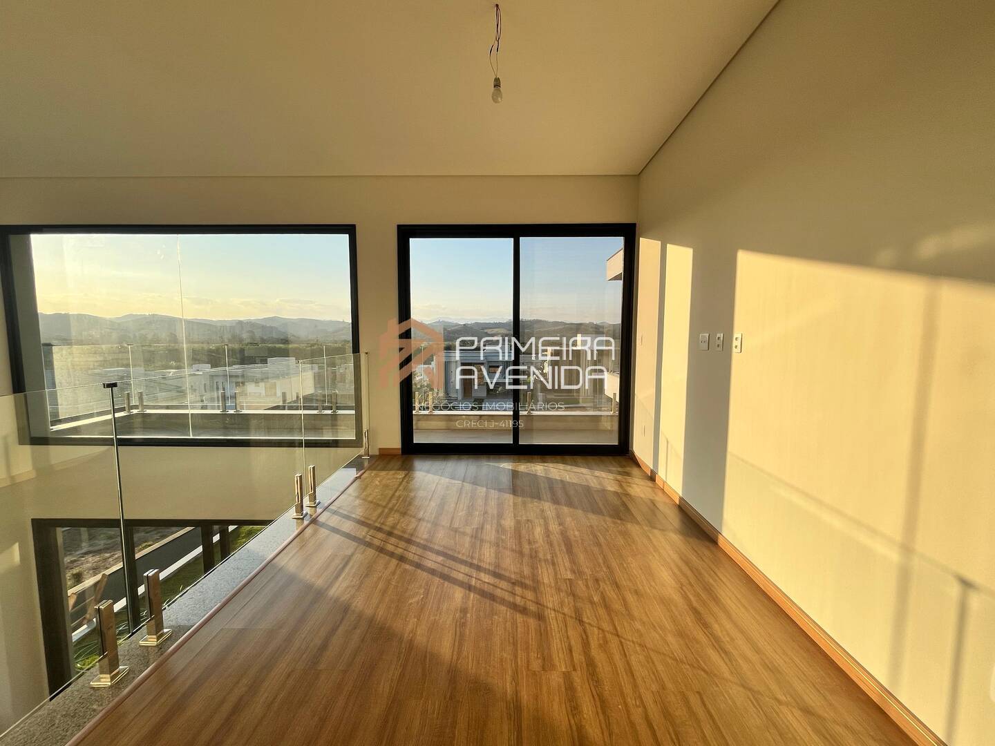 Casa à venda com 4 quartos, 426m² - Foto 4