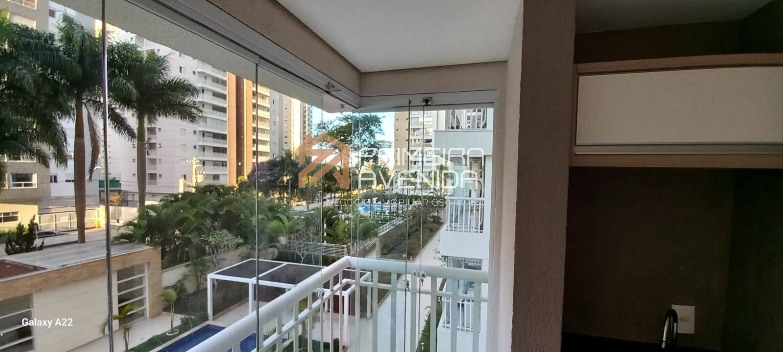 Apartamento para alugar com 3 quartos, 125m² - Foto 1