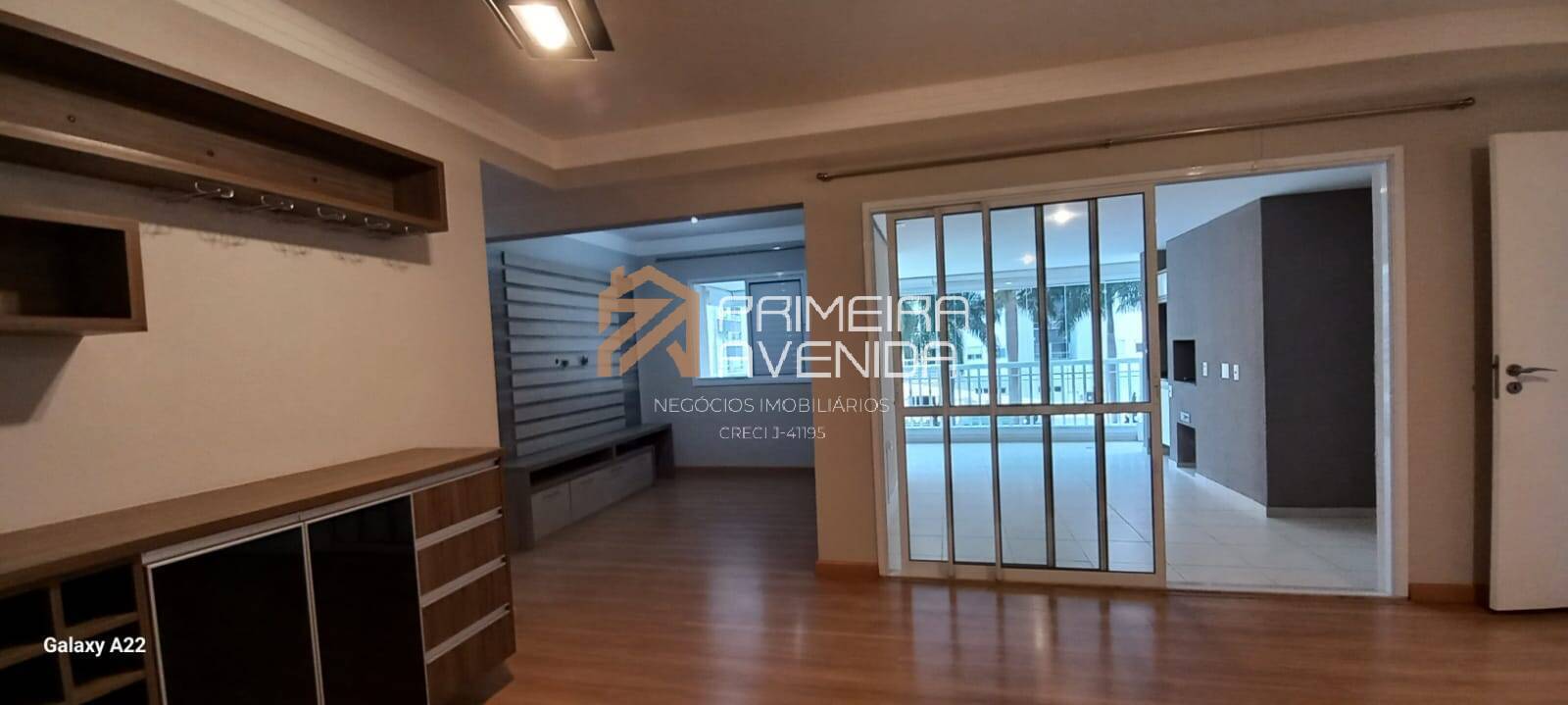 Apartamento para alugar com 3 quartos, 125m² - Foto 6