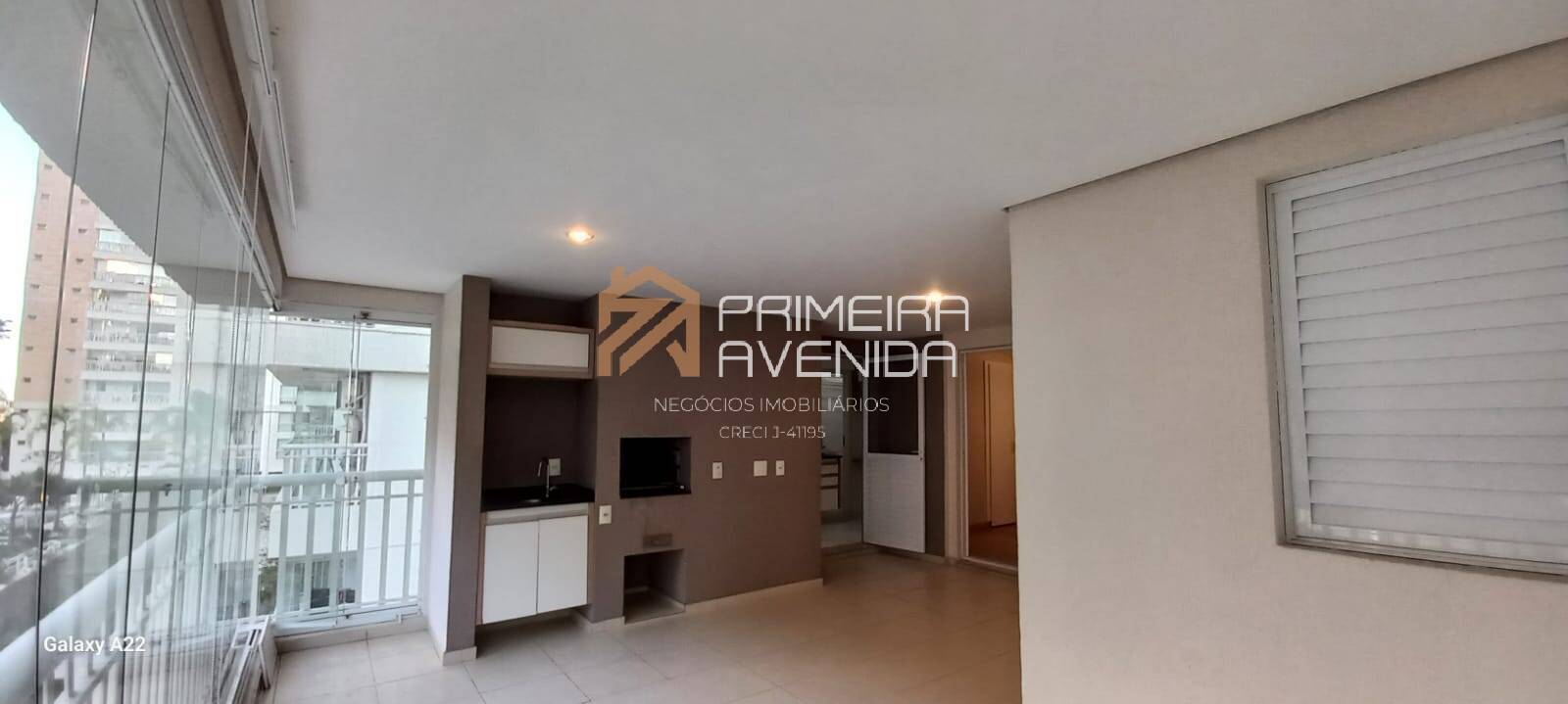 Apartamento para alugar com 3 quartos, 125m² - Foto 8