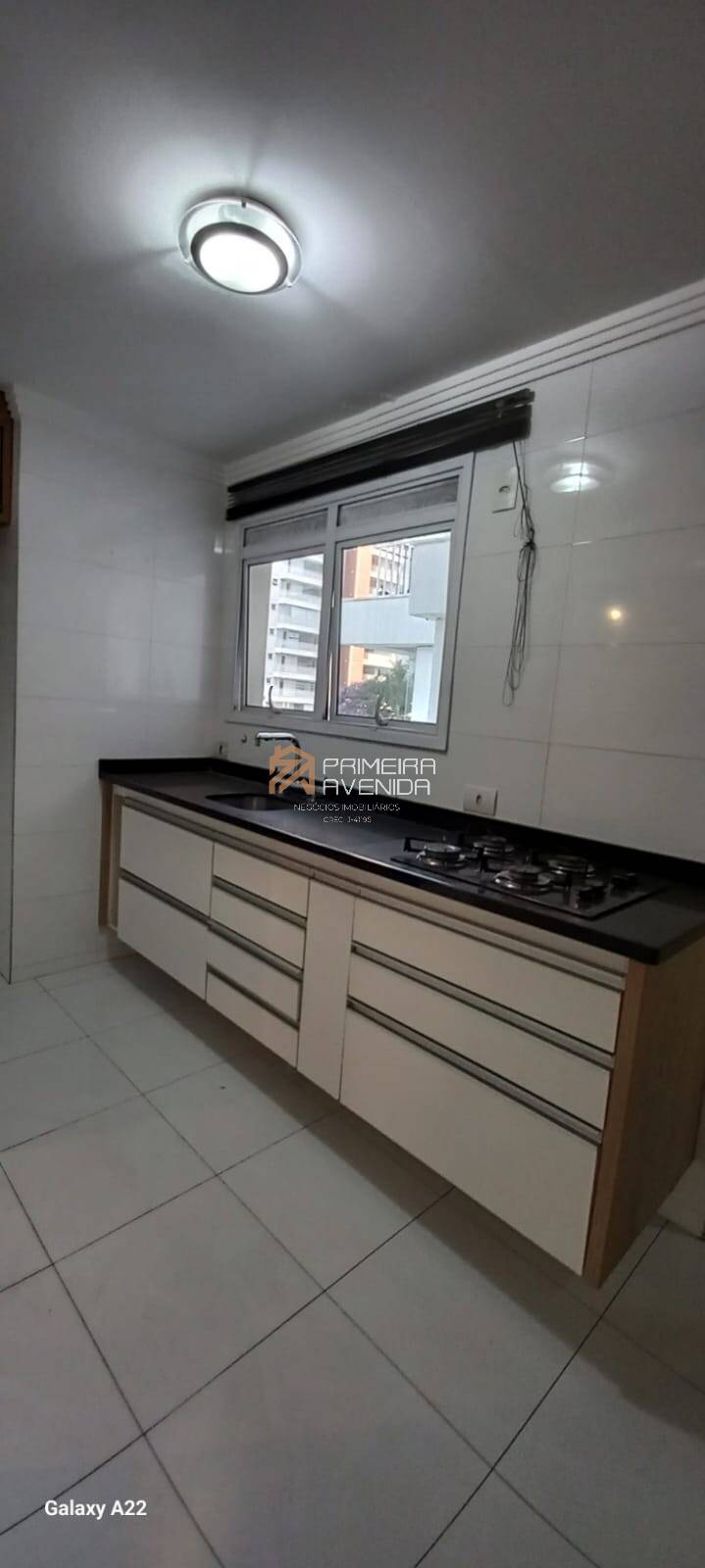 Apartamento para alugar com 3 quartos, 125m² - Foto 14