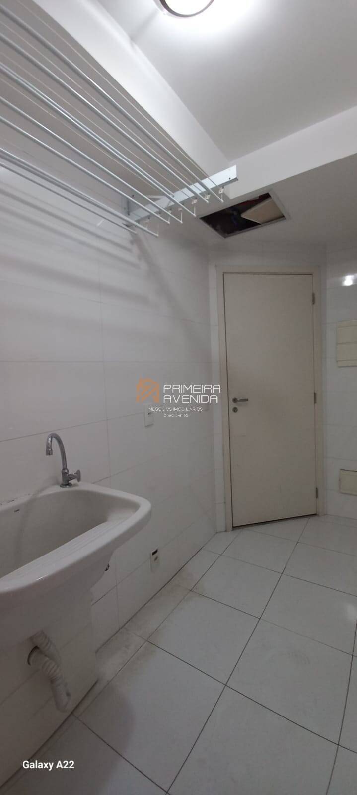 Apartamento para alugar com 3 quartos, 125m² - Foto 17