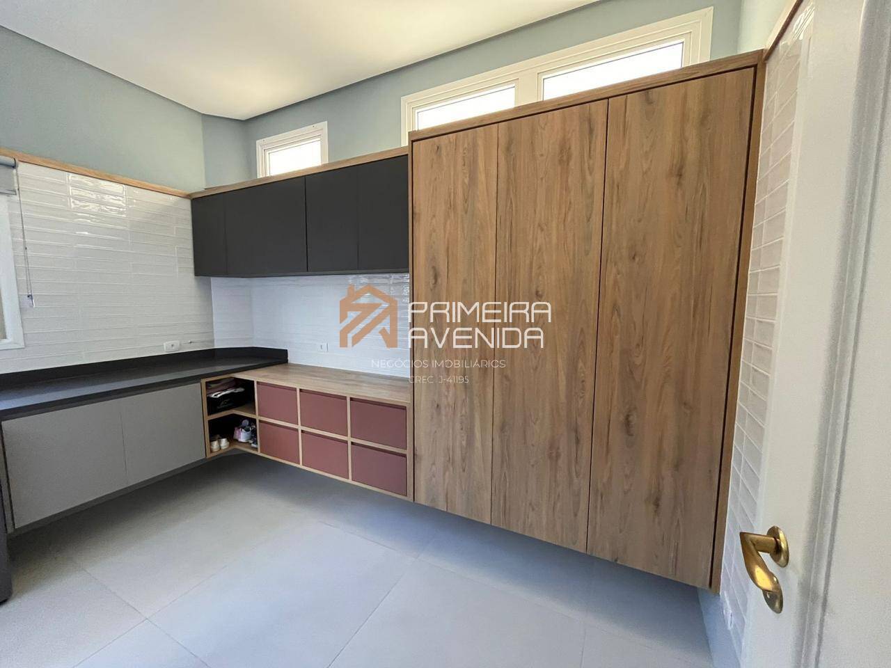 Casa à venda com 4 quartos, 350m² - Foto 15