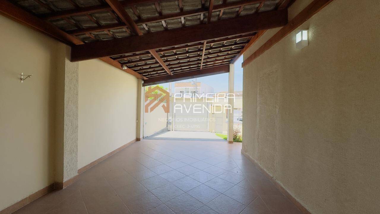 Casa à venda com 4 quartos, 248m² - Foto 17