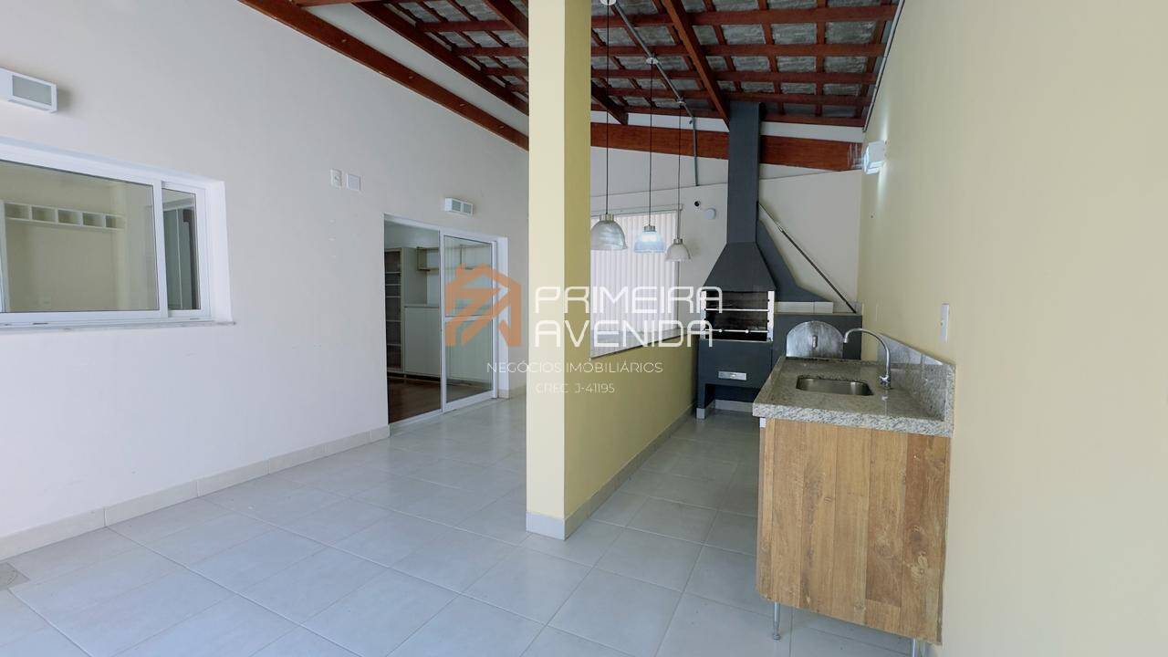 Casa à venda com 4 quartos, 248m² - Foto 14