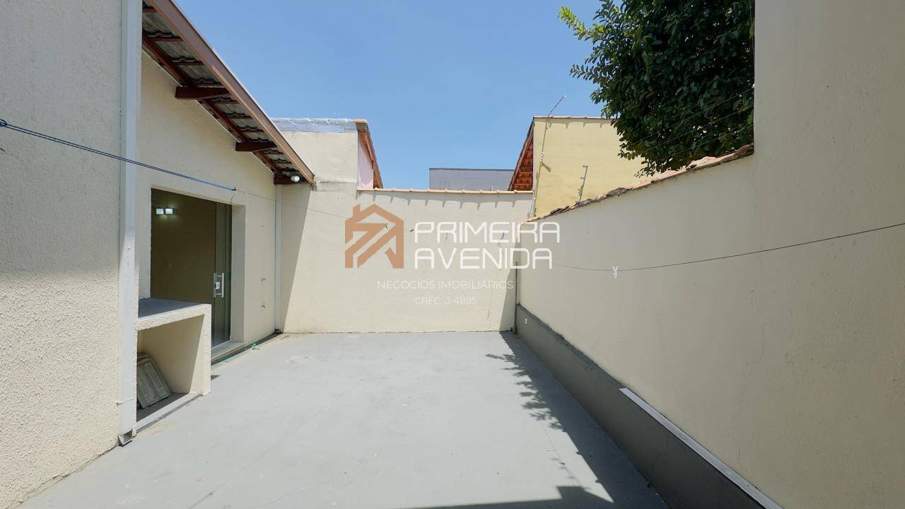 Casa à venda com 4 quartos, 248m² - Foto 19