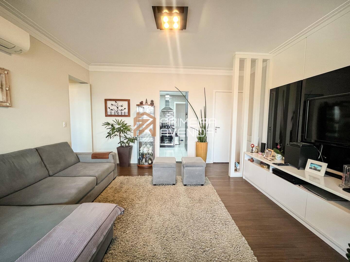 Apartamento à venda com 2 quartos, 75m² - Foto 3