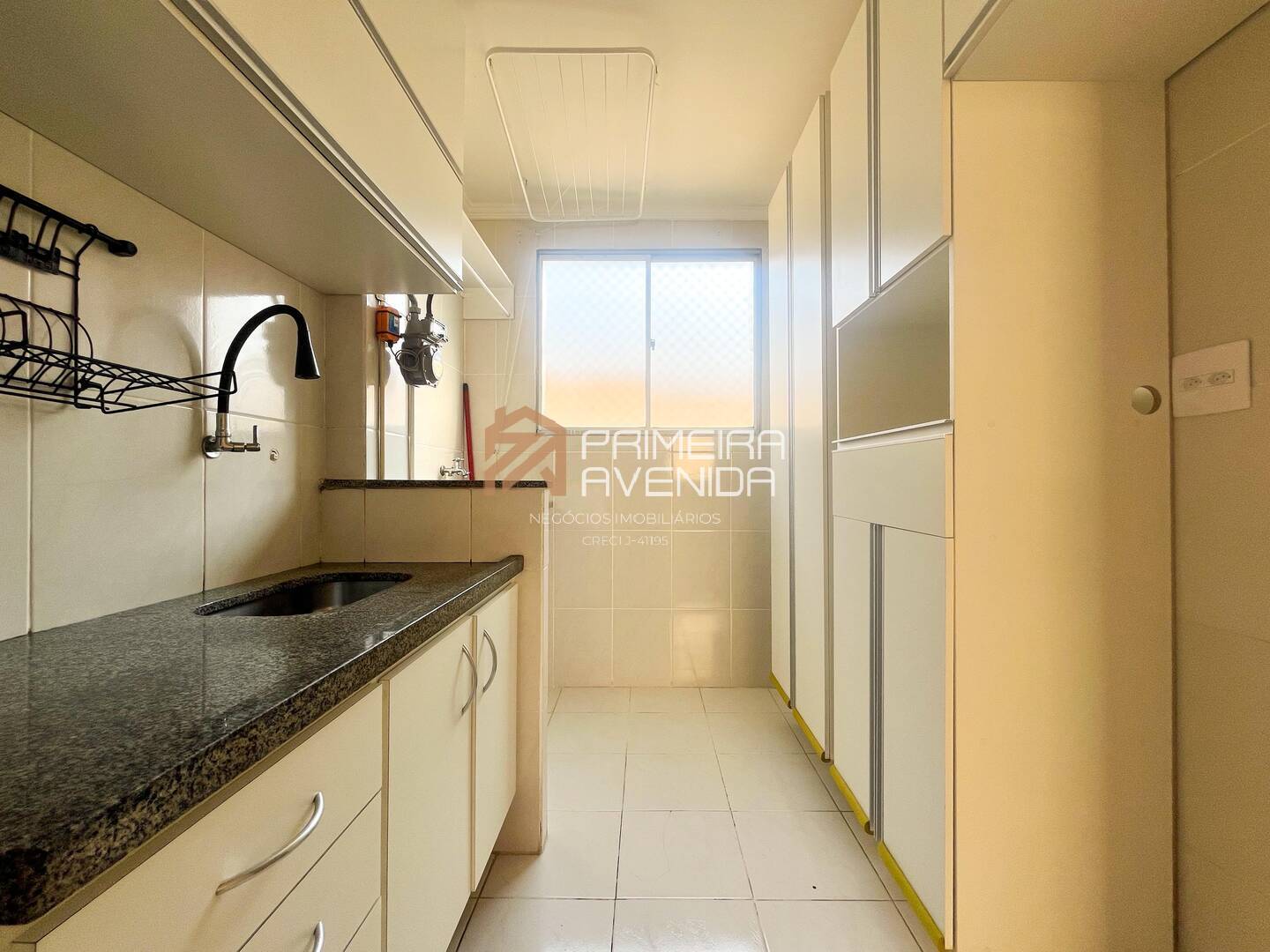 Apartamento à venda com 3 quartos, 58m² - Foto 4