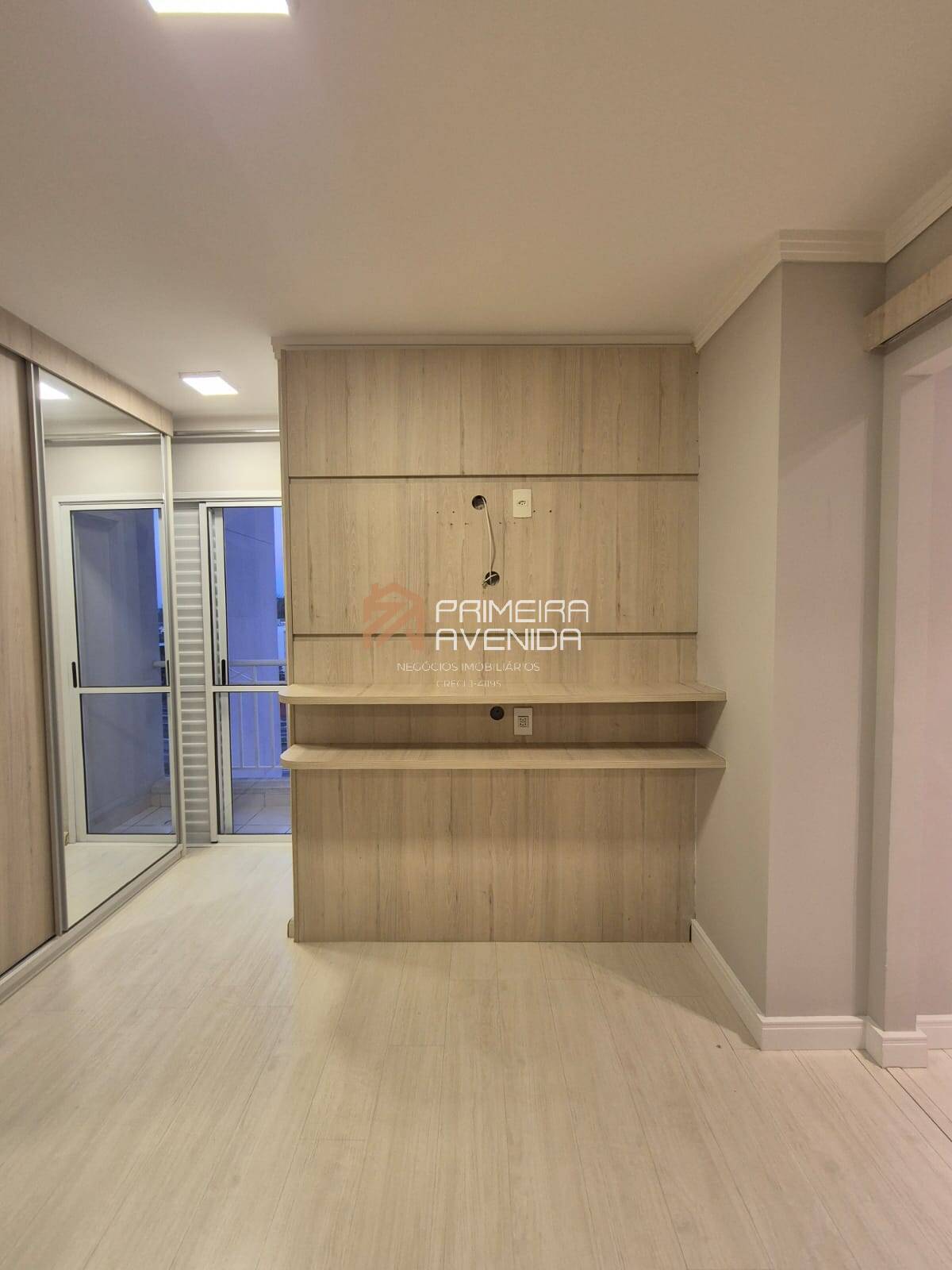 Apartamento à venda com 2 quartos, 63m² - Foto 14