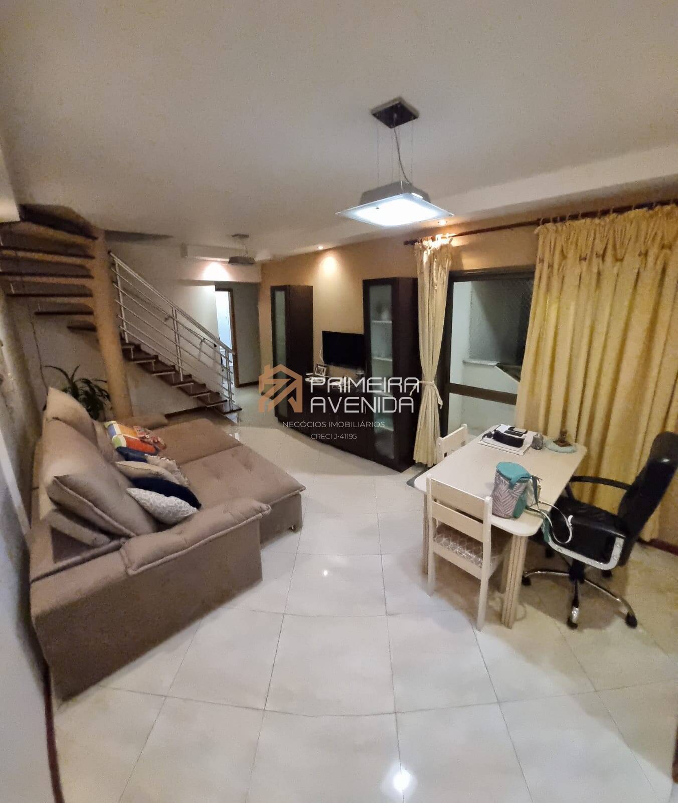 Apartamento à venda com 4 quartos, 150m² - Foto 1