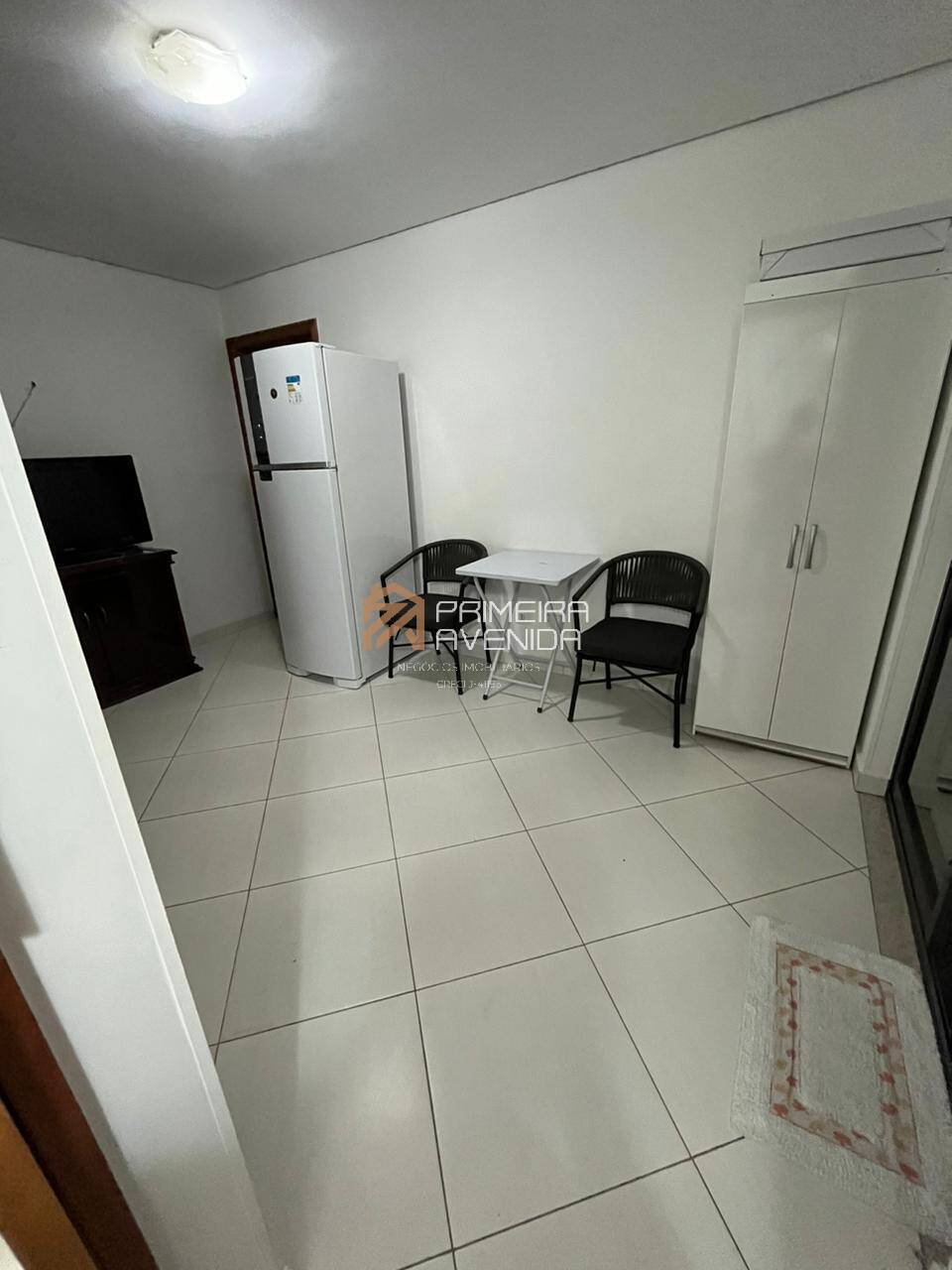 Apartamento à venda com 4 quartos, 150m² - Foto 4