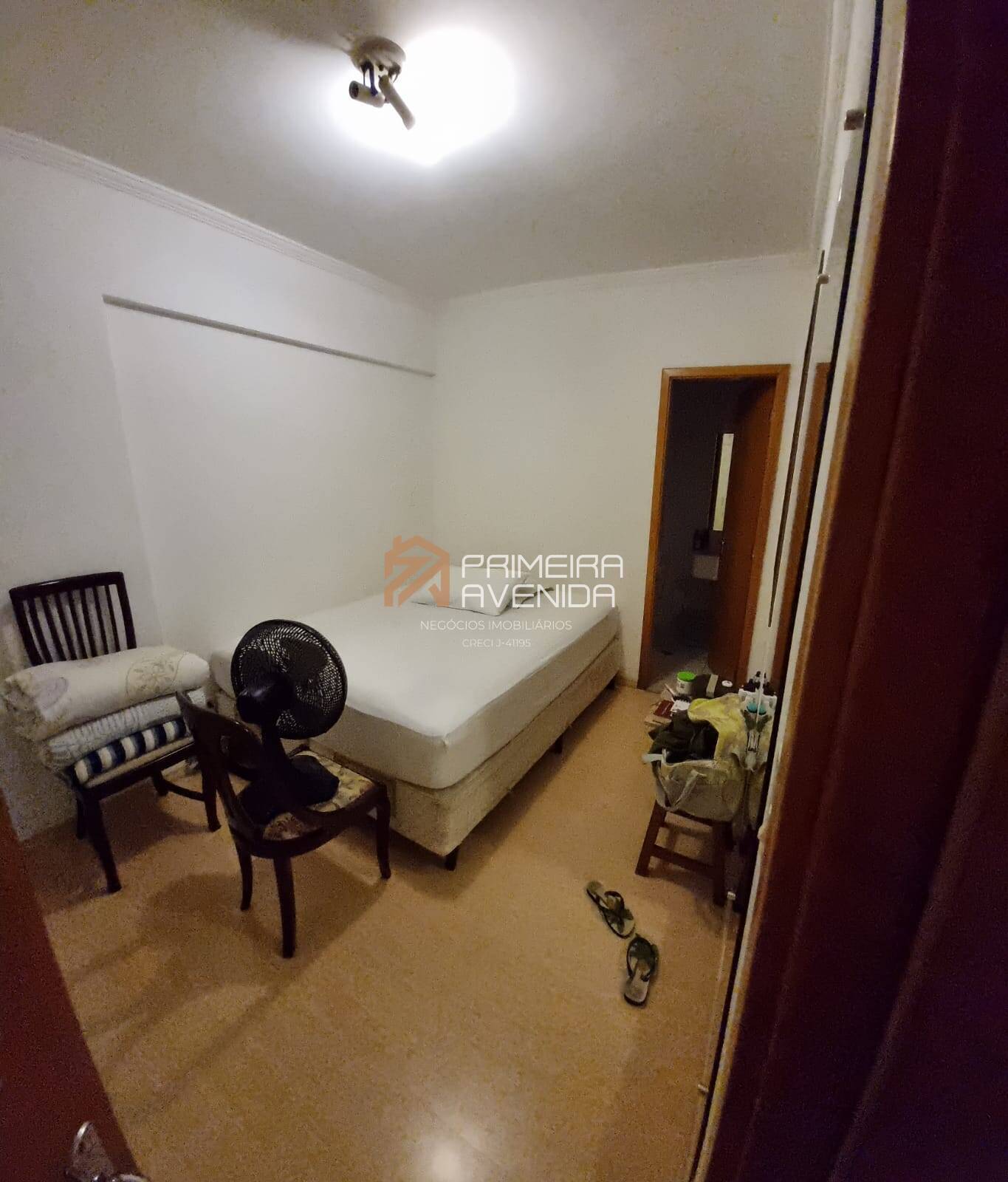 Apartamento à venda com 4 quartos, 150m² - Foto 7