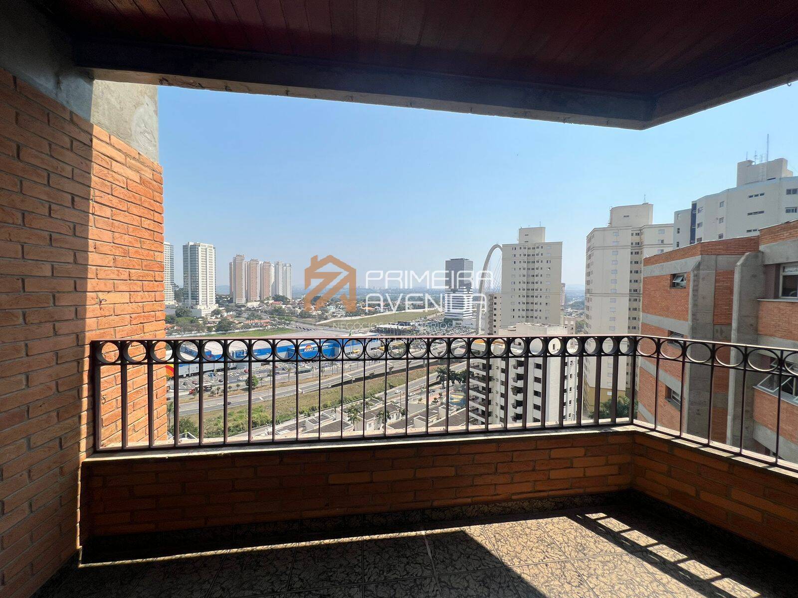 Apartamento à venda com 4 quartos, 220m² - Foto 4