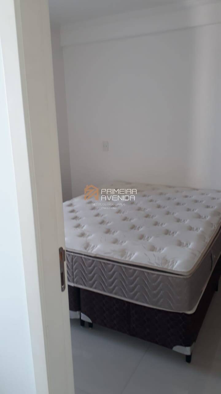 Apartamento para alugar com 1 quarto, 54m² - Foto 11