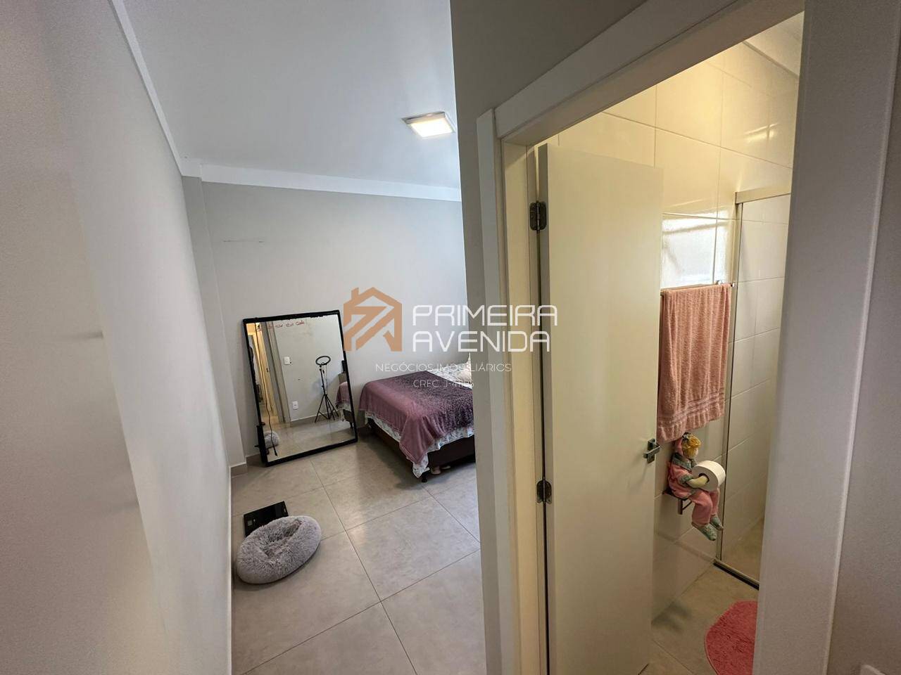 Sobrado à venda com 5 quartos, 300m² - Foto 19