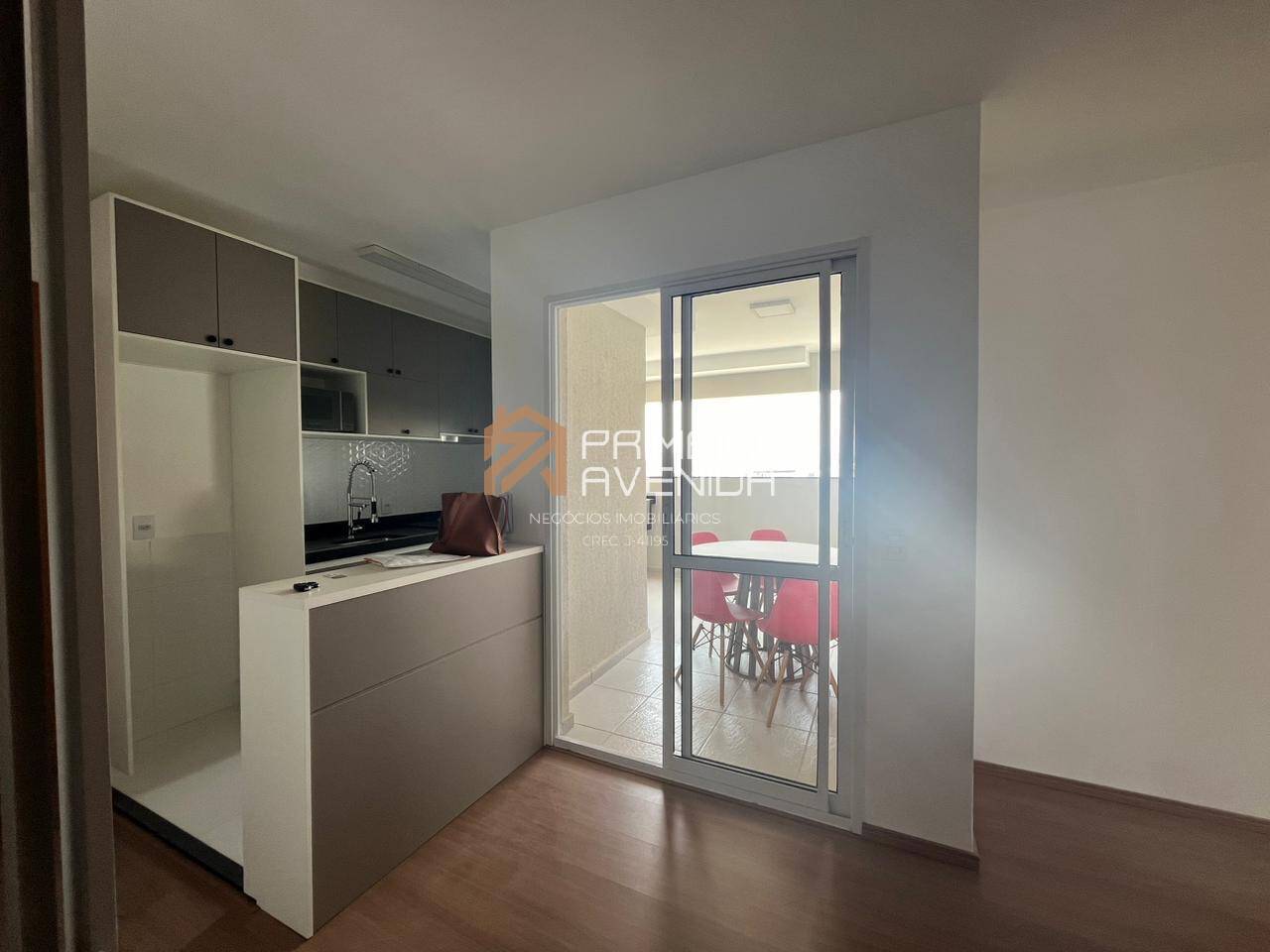 Apartamento à venda com 3 quartos, 65m² - Foto 1