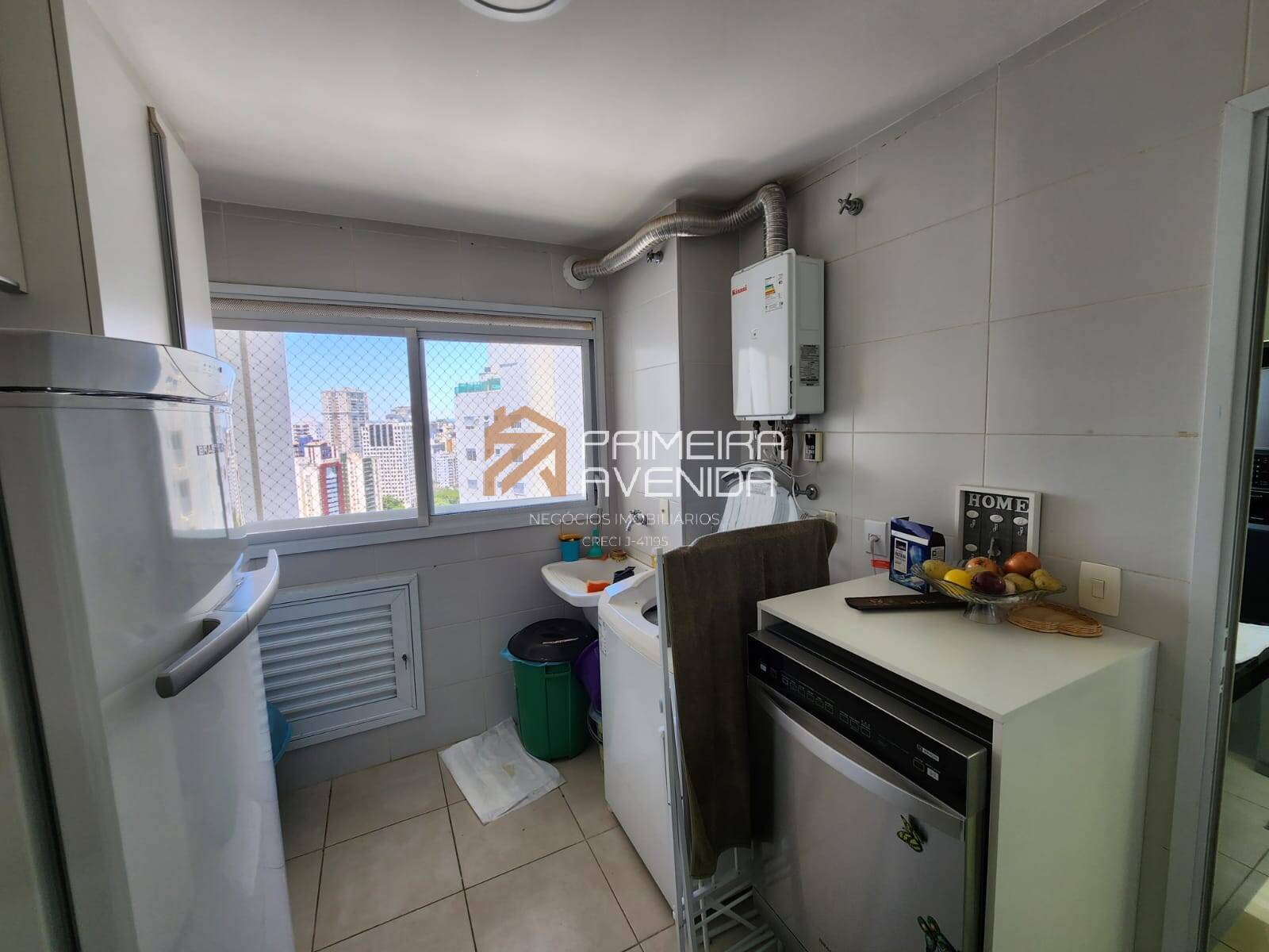 Apartamento à venda com 4 quartos, 190m² - Foto 11