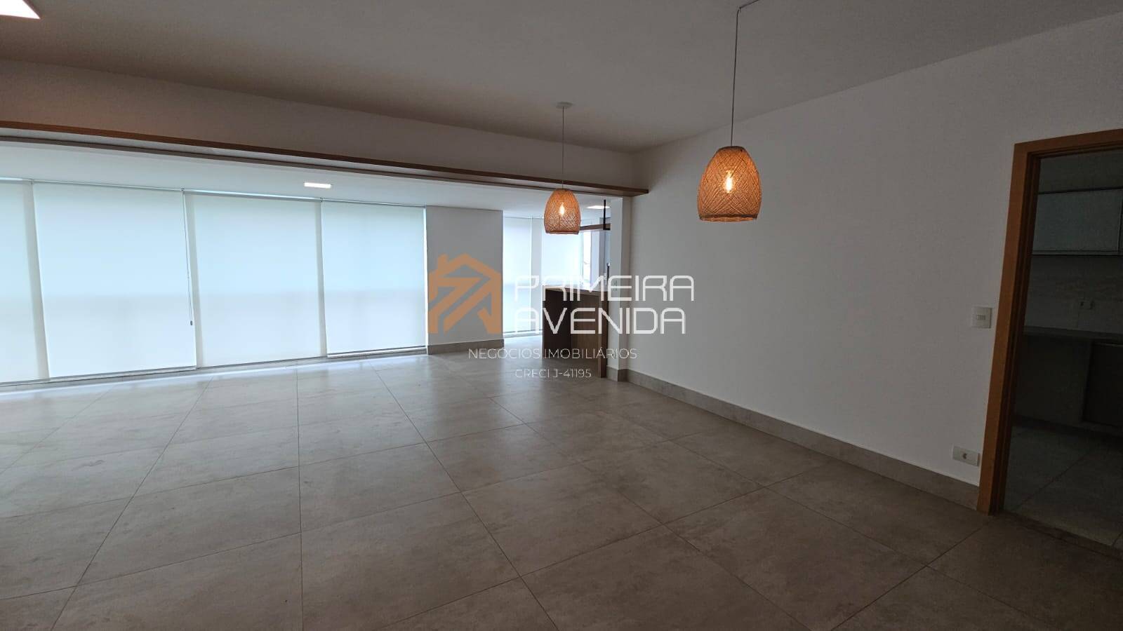 Apartamento à venda com 4 quartos, 183m² - Foto 8