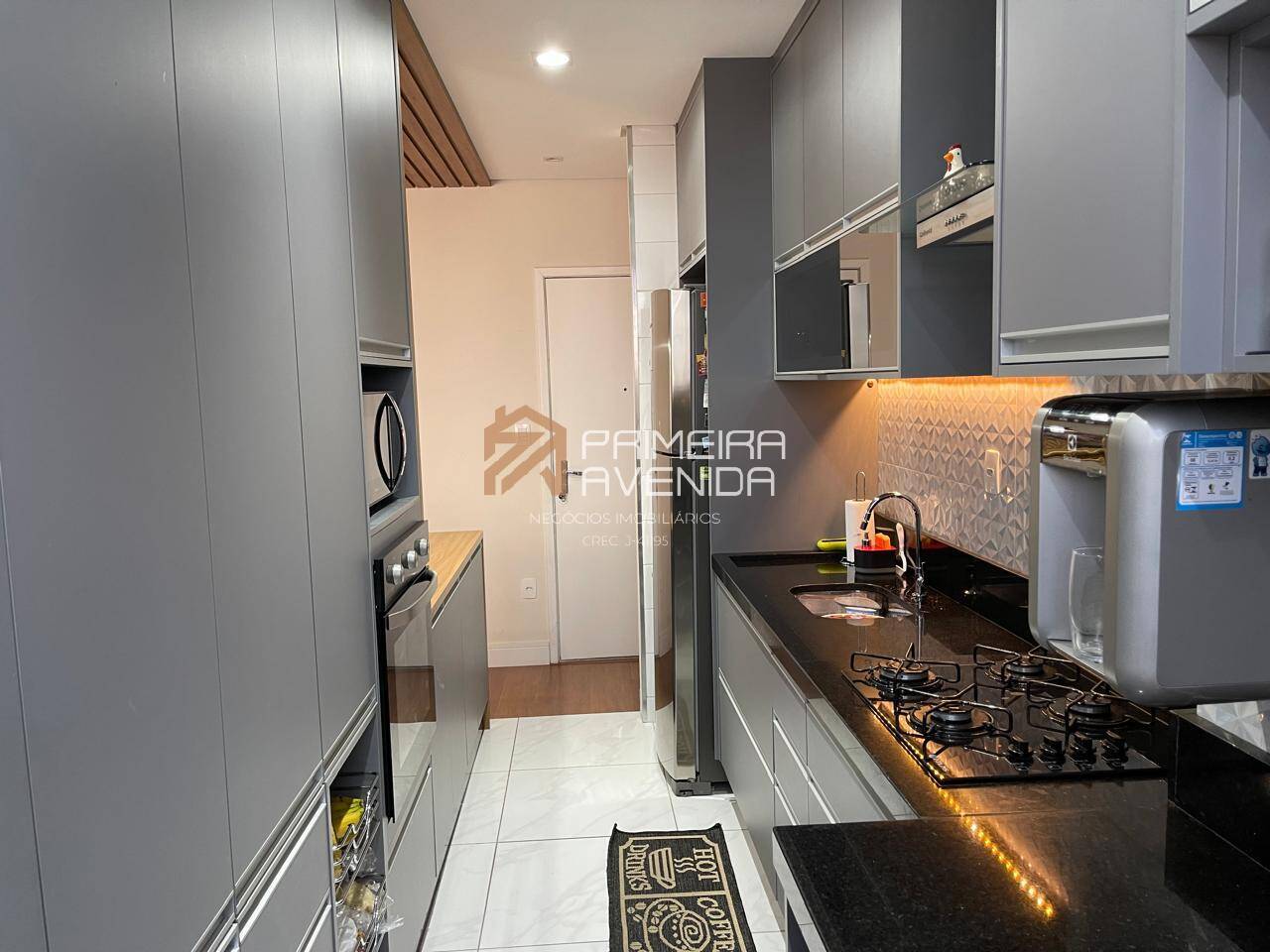 Apartamento para alugar com 3 quartos, 75m² - Foto 6