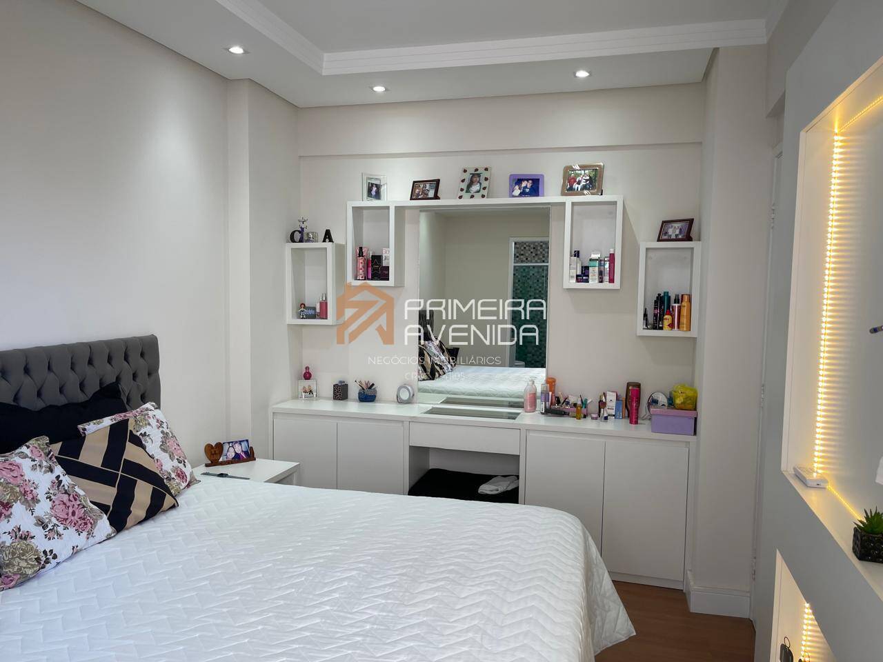 Apartamento para alugar com 3 quartos, 75m² - Foto 14