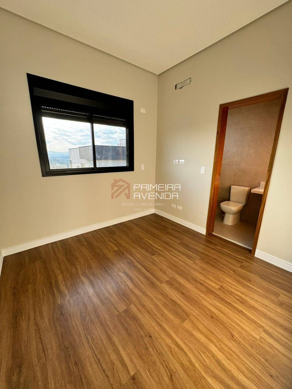 Casa à venda com 4 quartos, 273m² - Foto 16