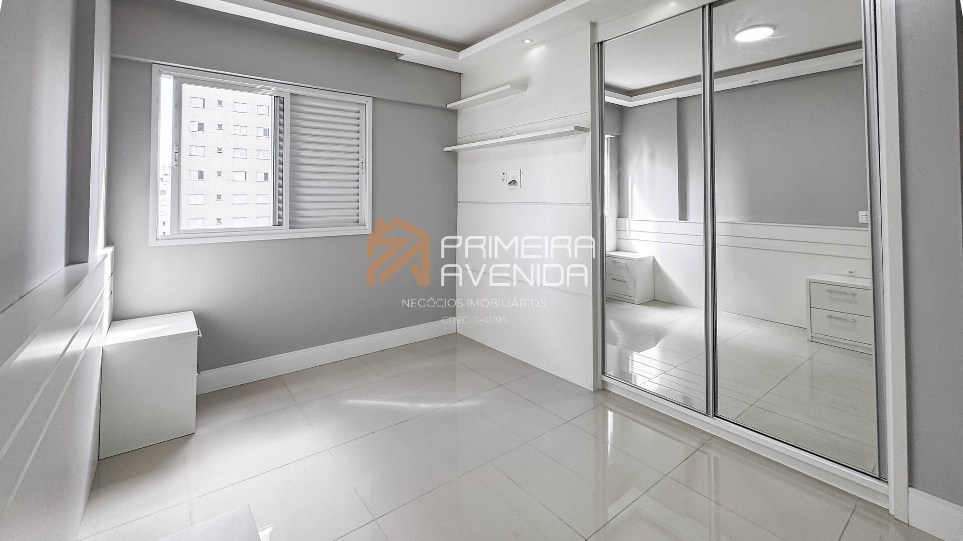 Apartamento à venda com 2 quartos, 75m² - Foto 21