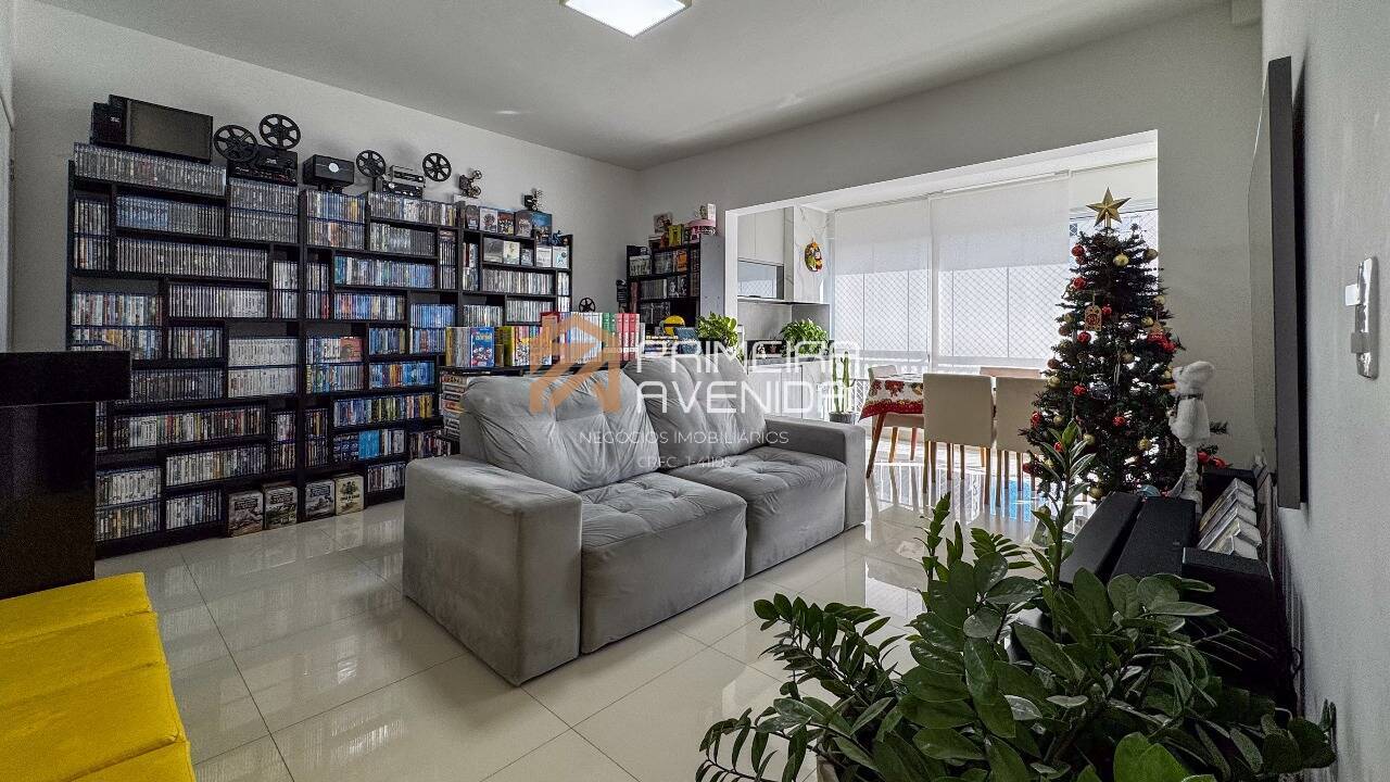 Apartamento à venda com 2 quartos, 75m² - Foto 1