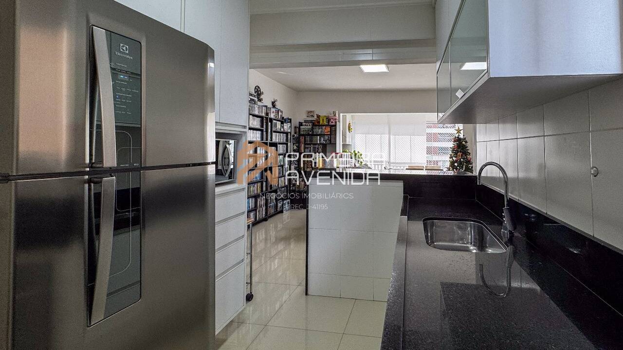 Apartamento à venda com 2 quartos, 75m² - Foto 7