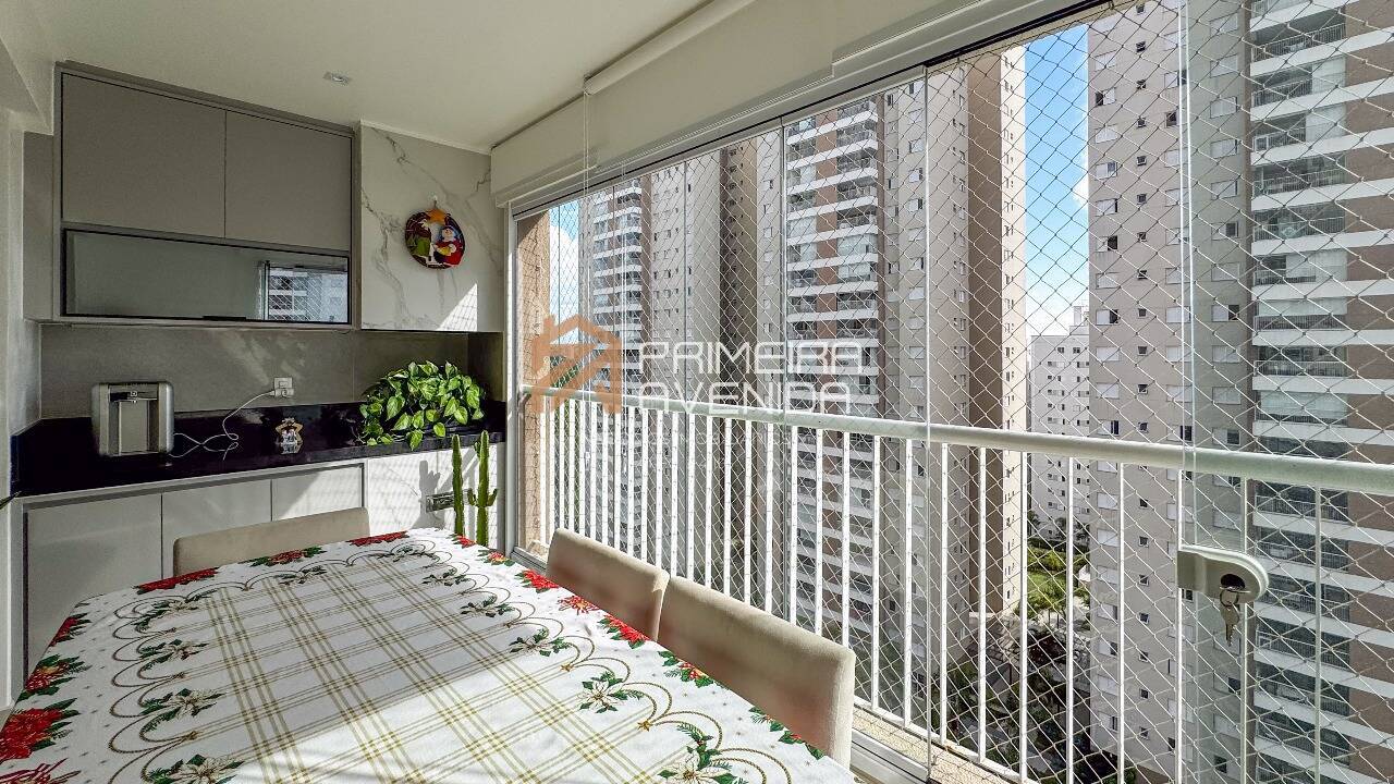 Apartamento à venda com 2 quartos, 75m² - Foto 4