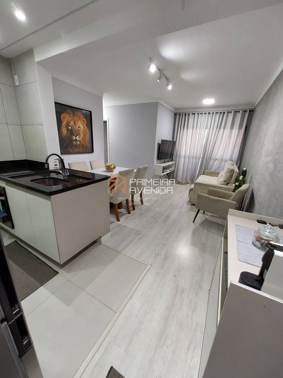 Apartamento à venda com 3 quartos, 63m² - Foto 2