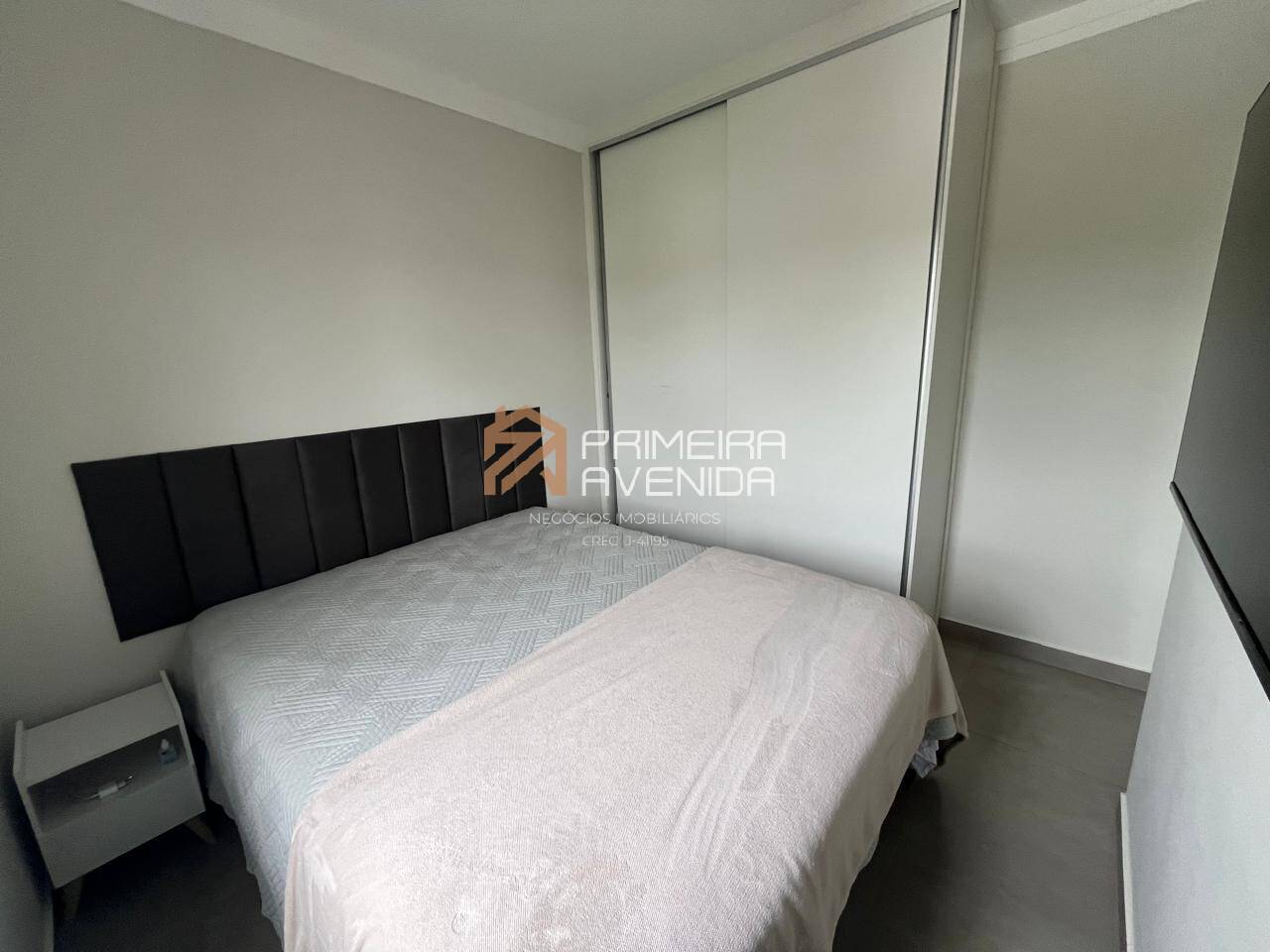 Apartamento à venda com 2 quartos, 52m² - Foto 7