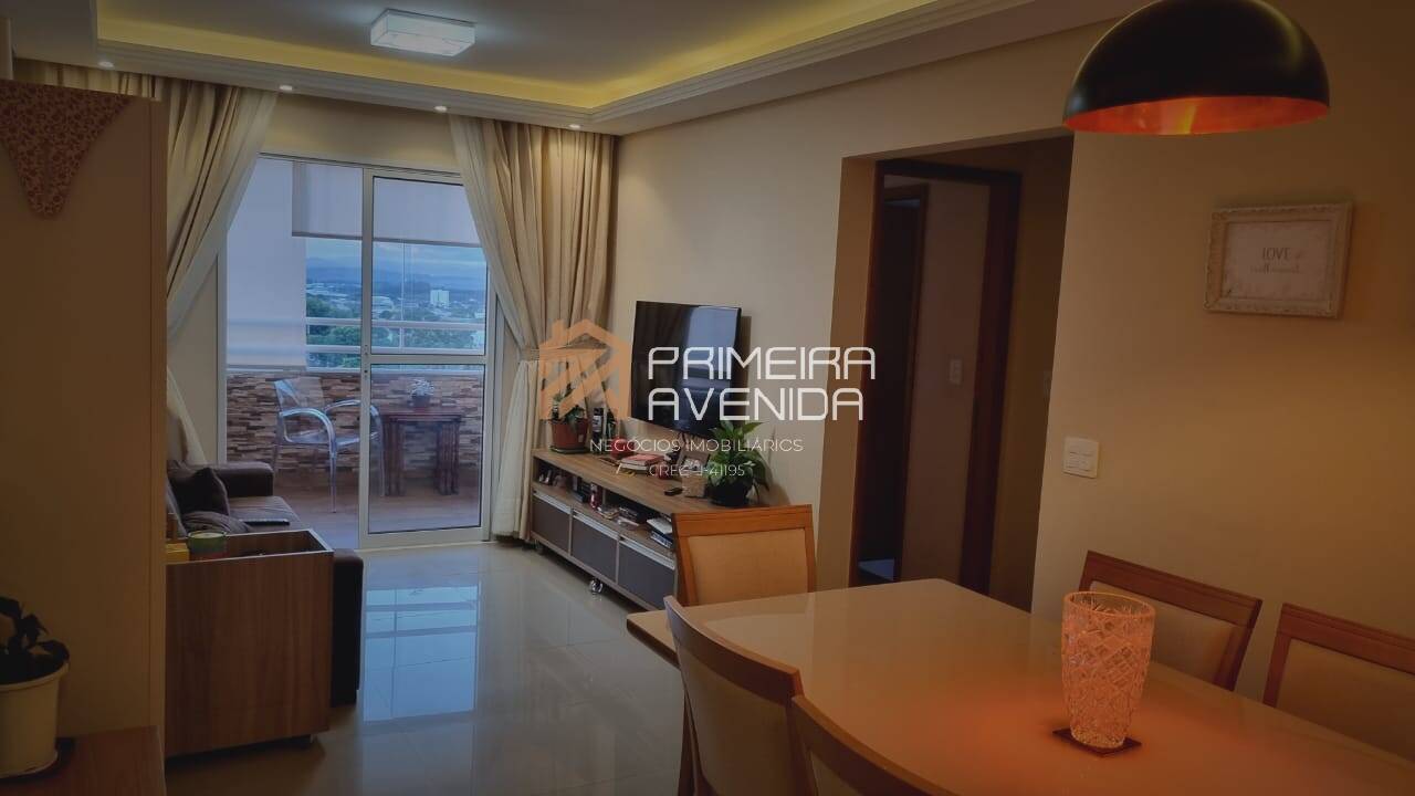 Apartamento à venda com 2 quartos, 68m² - Foto 1