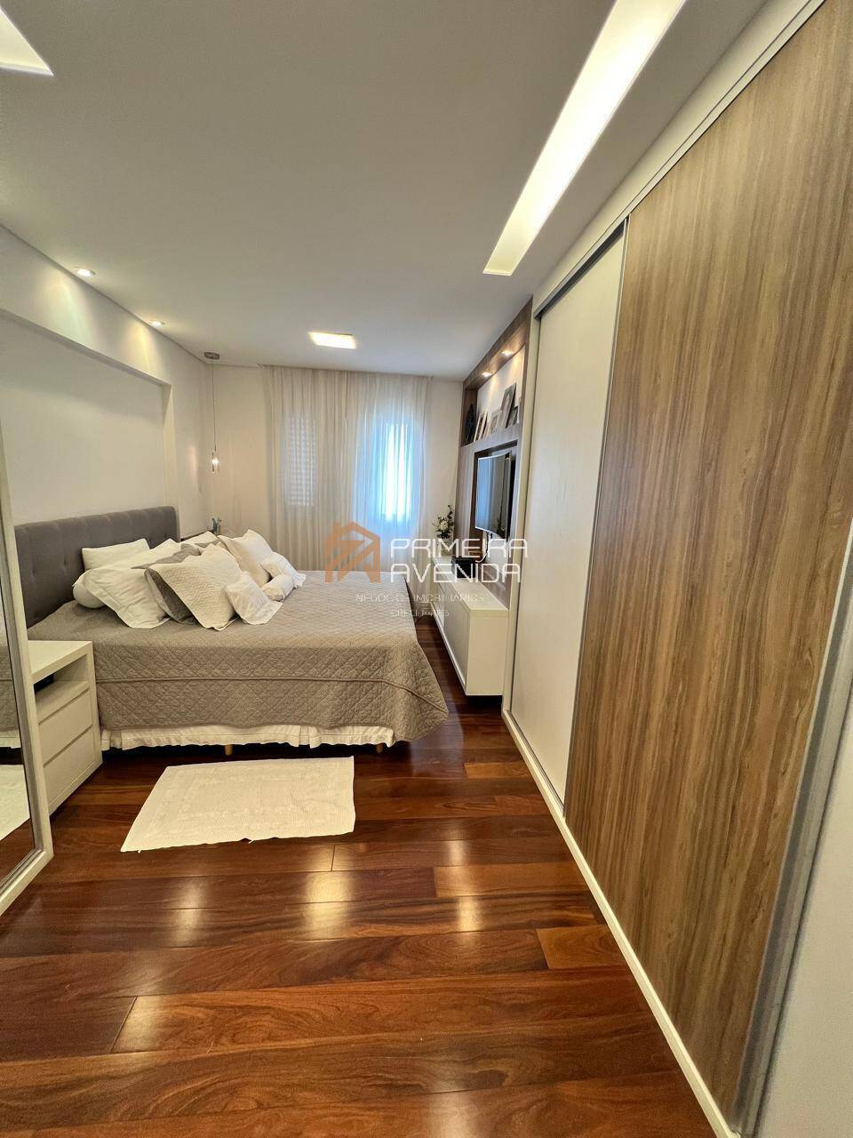 Apartamento à venda com 3 quartos, 142m² - Foto 18