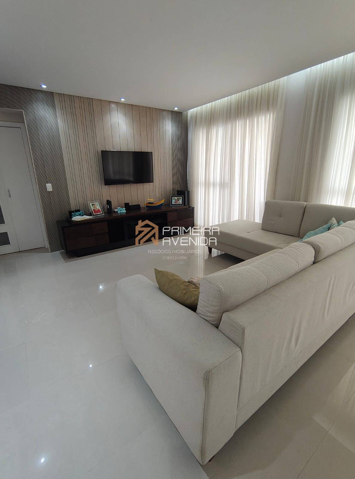 Apartamento à venda com 3 quartos, 156m² - Foto 7