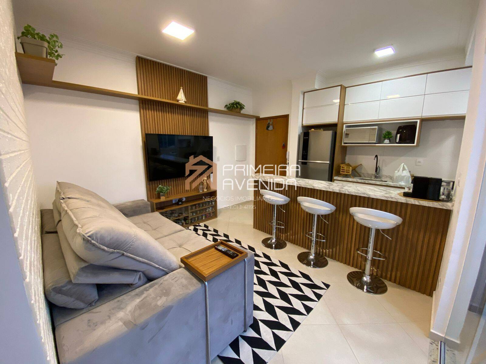 Apartamento à venda com 2 quartos, 54m² - Foto 1