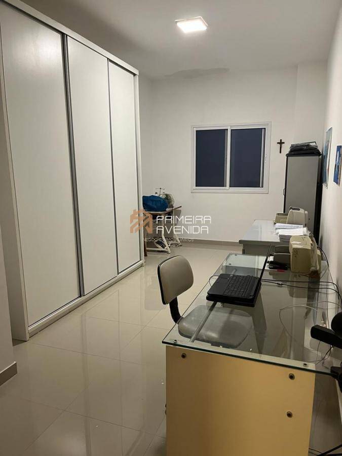 Casa à venda com 3 quartos, 332m² - Foto 20