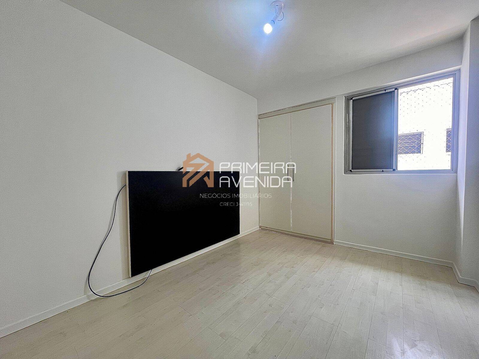 Apartamento à venda com 2 quartos, 85m² - Foto 5