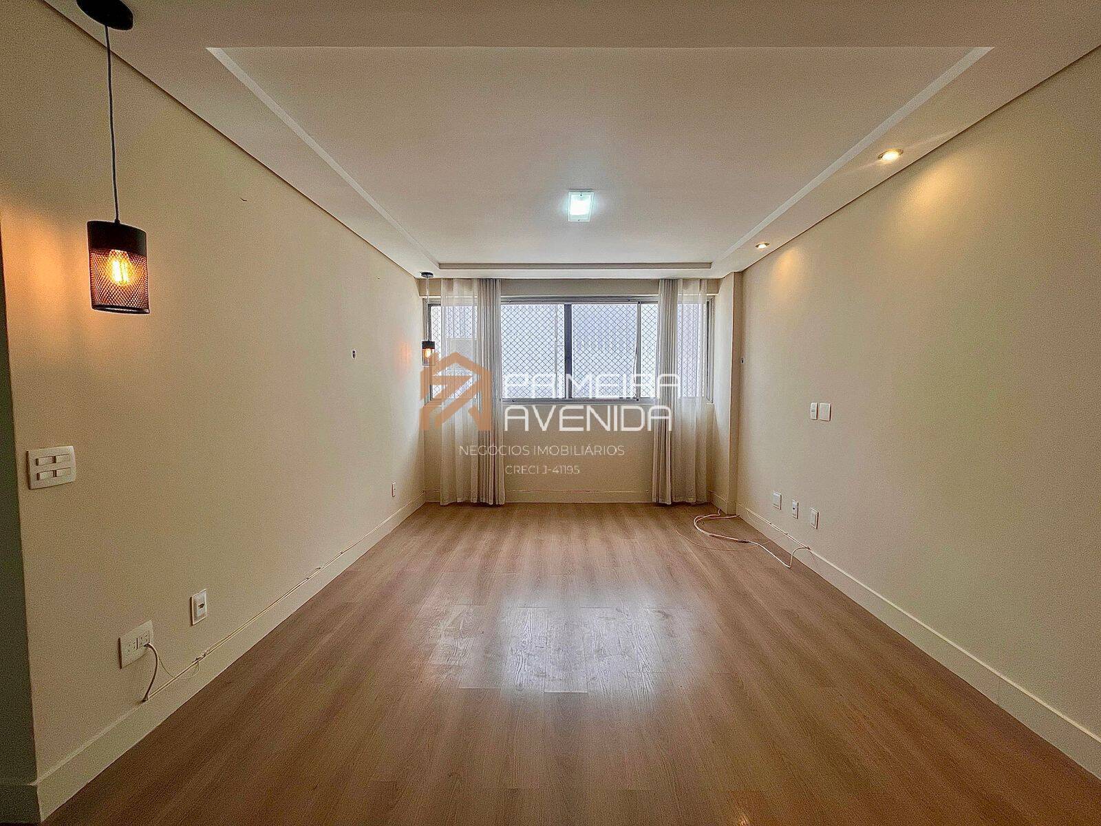 Apartamento à venda com 2 quartos, 85m² - Foto 3