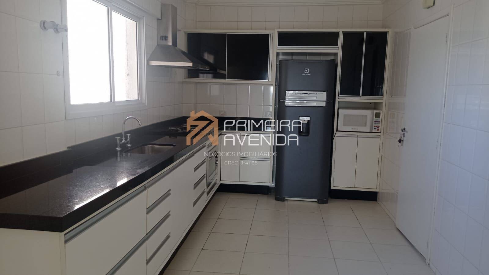 Apartamento à venda e aluguel com 3 quartos, 102m² - Foto 9