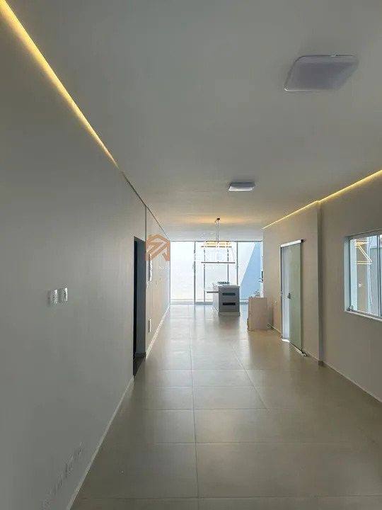 Casa de Condomínio à venda com 3 quartos, 260m² - Foto 3