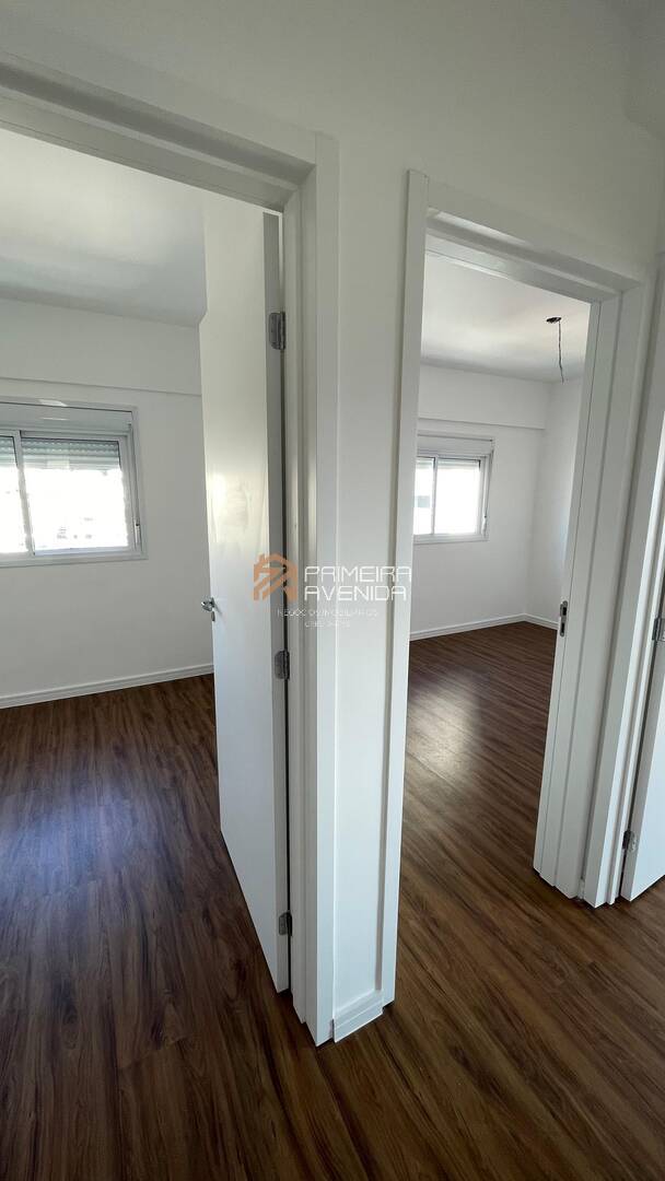 Apartamento para alugar com 3 quartos, 101m² - Foto 7