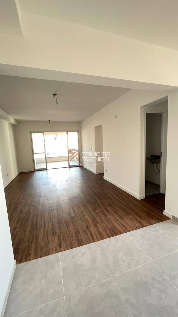 Apartamento para alugar com 3 quartos, 101m² - Foto 2