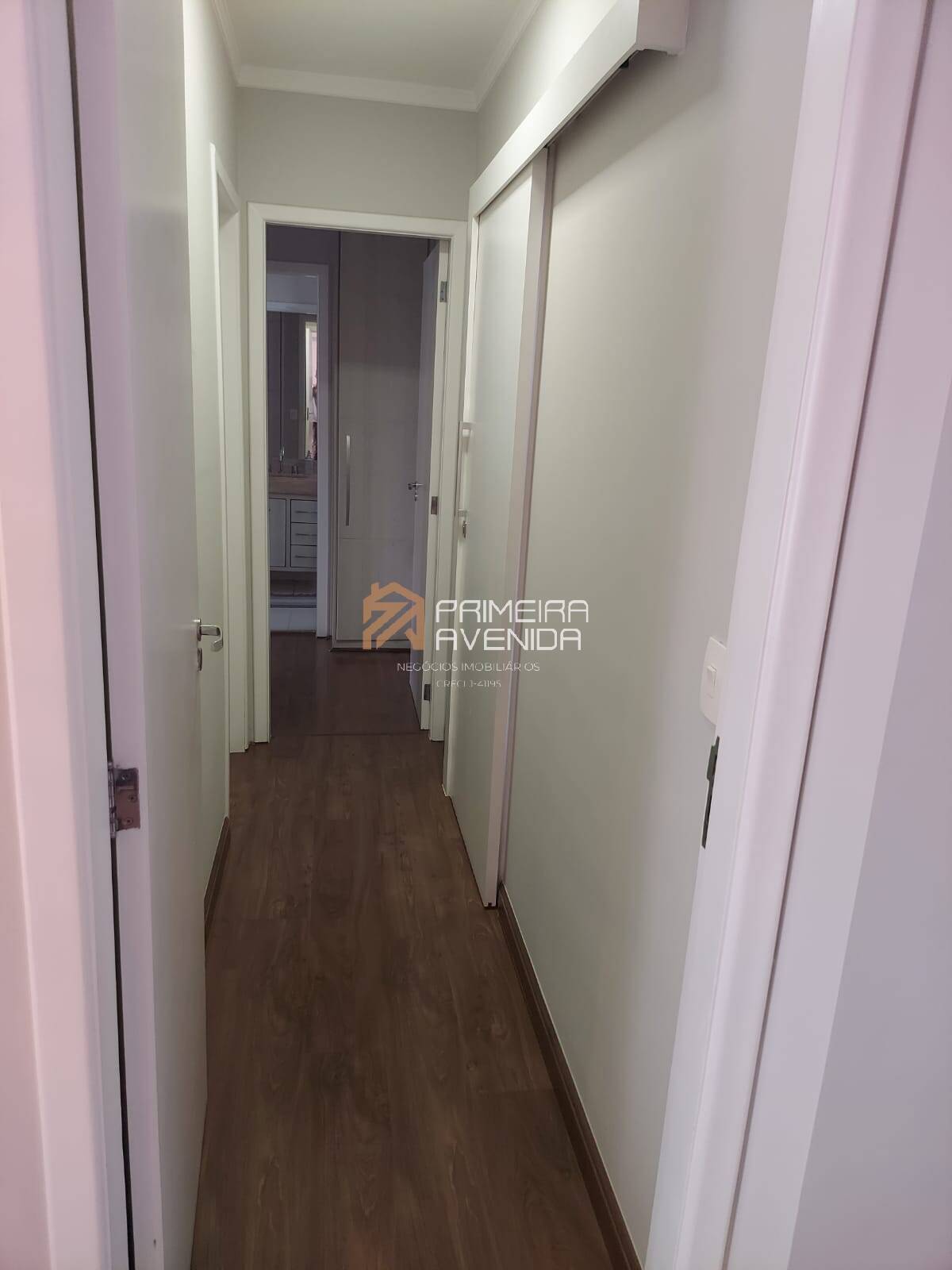 Apartamento à venda com 3 quartos, 142m² - Foto 13