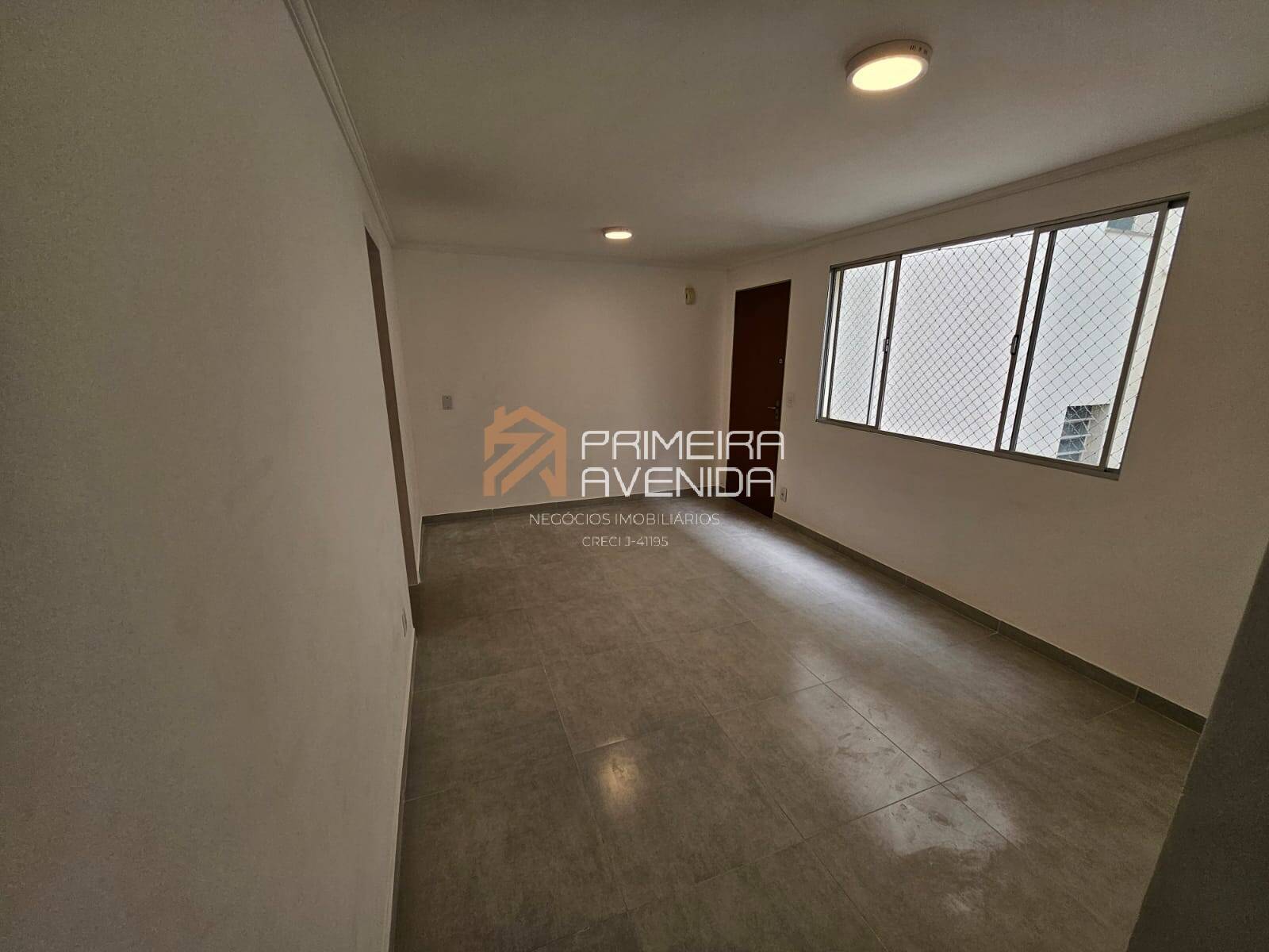 Apartamento para alugar com 3 quartos, 68m² - Foto 1